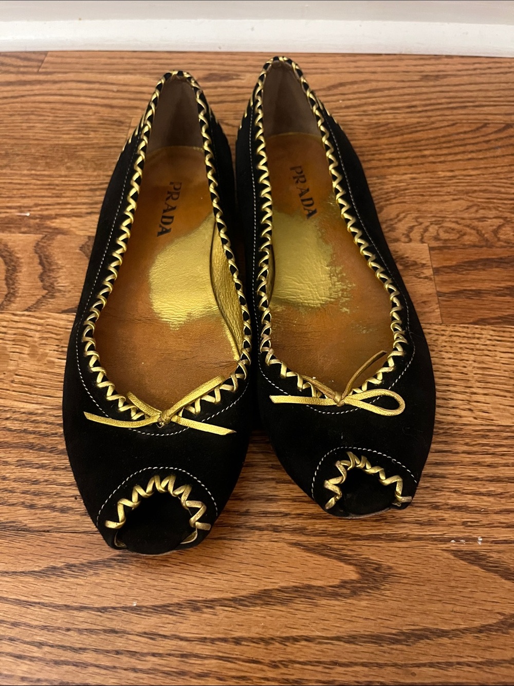 Prada 38 open toe black suede flats w gold whipstitch trim